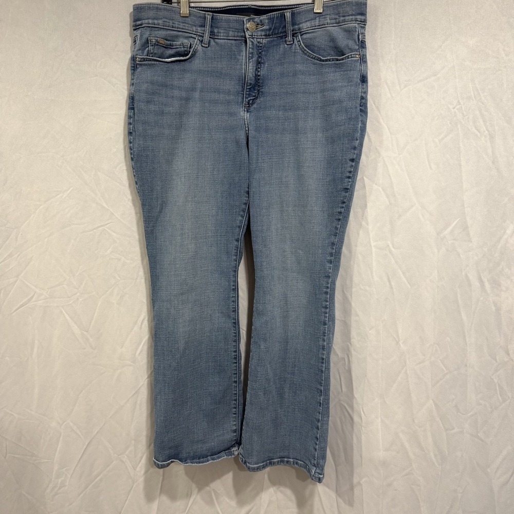 Lee Jeans Womens 16 Short Blue Denim Bootcut Mid-Rise Fit Medium Wash Flex